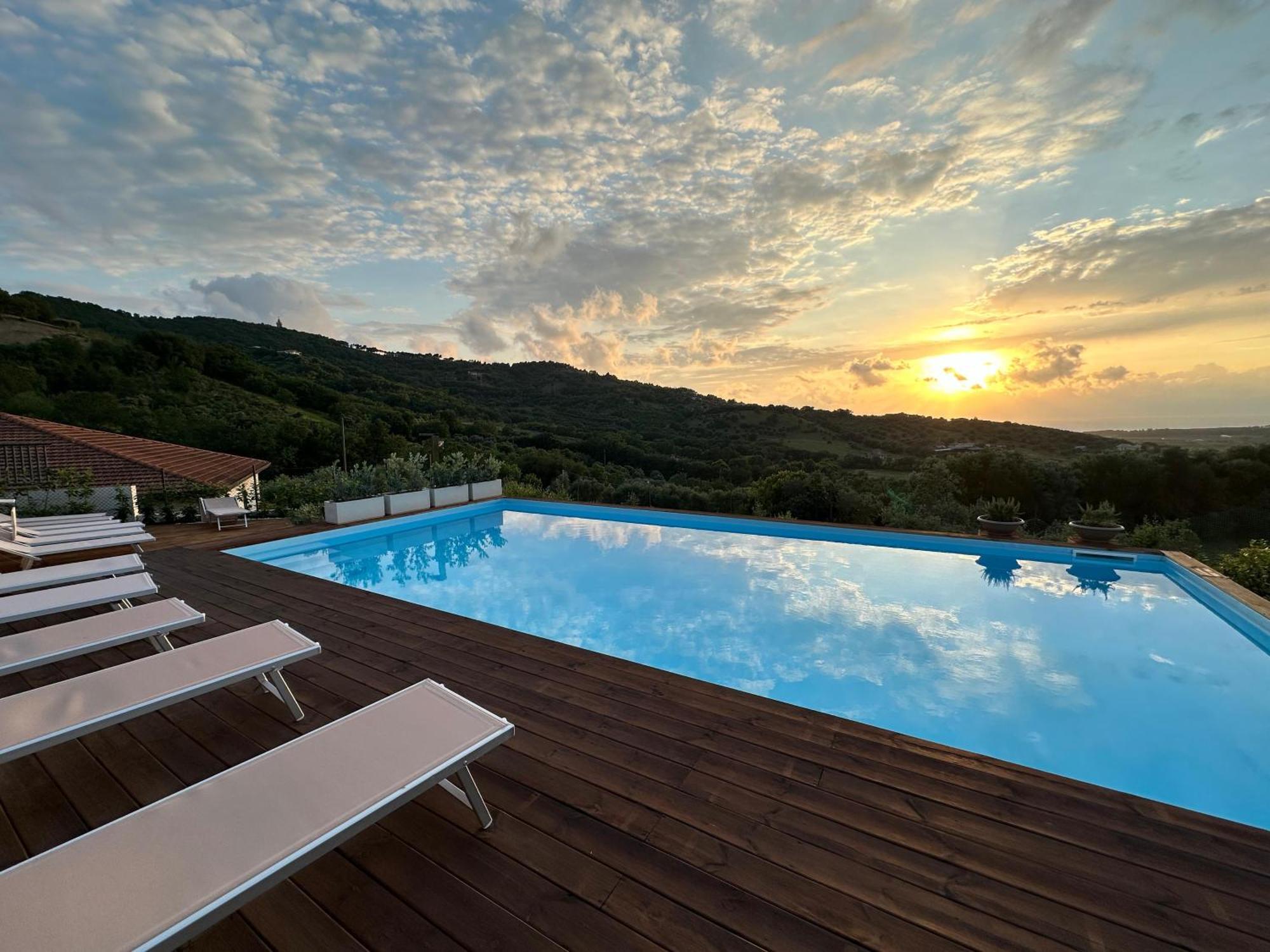 Il Poggio Del Cilento Country House Agropoli Eksteriør billede